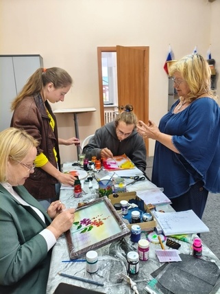 Мастер-класс по росписи на ткани в Элитном